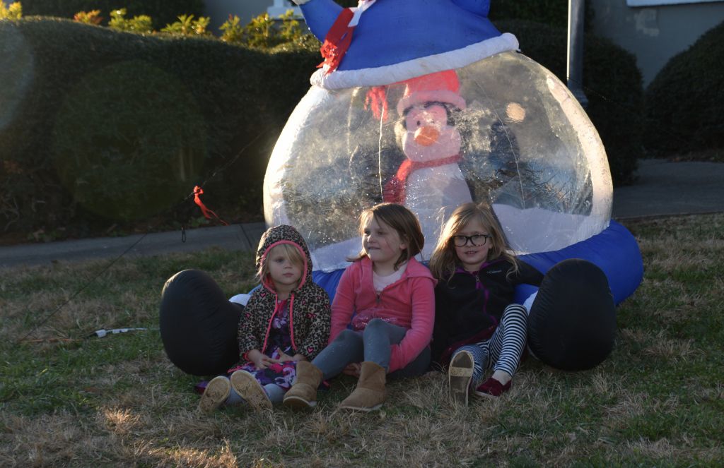 tree lighting 11-2019 211 (1024x663).jpg